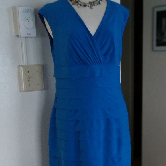 Blue Ruched  Pleated Sleeveless Dress - Picture 13 of 16